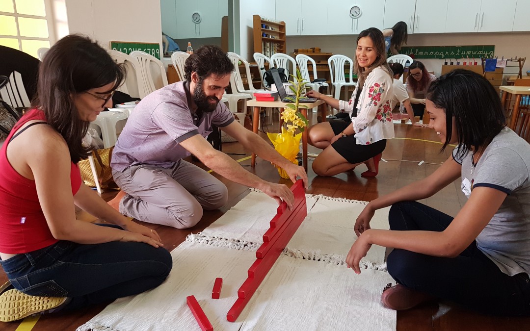 Curso de Introdução ao Montessori